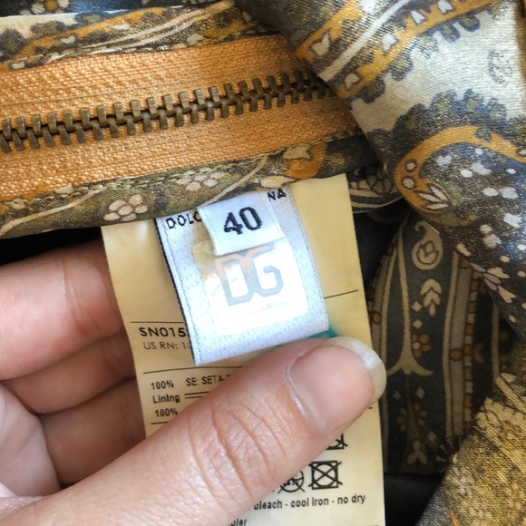 Y2K Dolce and Gabbana Silk Tank - Picture 6 of 9